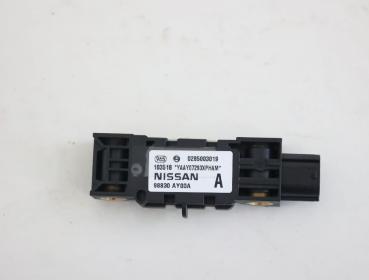 Airbag Sensor rechts 98830AY00A Nissan PATHFINDER R51