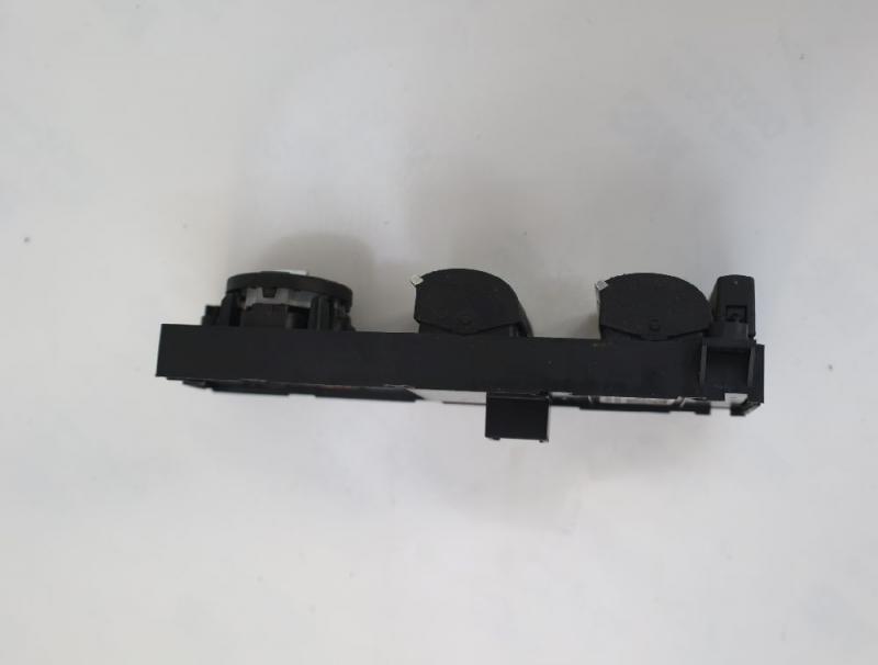 Schalter Fensterheber vorn links 8M5T14A132AC Ford FOCUS 2 Turnier