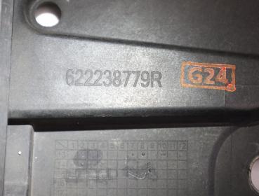 Preview: Stoßstange vorn 6222238779R Renault MEGANE 3 BZ