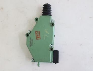 Stellmotor ZV vorn links 701959781 VW T4 Bus