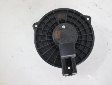Preview: Heizgebläsemotor 8727000701 Mazda 3 BM