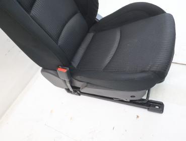 Preview: Sitz vorn links BHN988H50 Mazda 3 BM