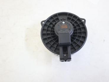 Preview: Heizgebläsemotor 8727000701 Mazda CX 3 DK
