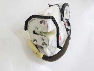 Preview: Türschloß hinten links D10E73310 Mazda CX 3 DK