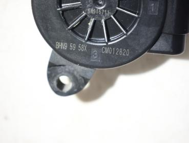 Preview: Fensterheber-Motor vorn links BHN95958X Mazda CX 3 DK