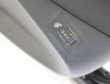 Preview: Sitz vorn rechts 1608319880 Peugeot 208 CA