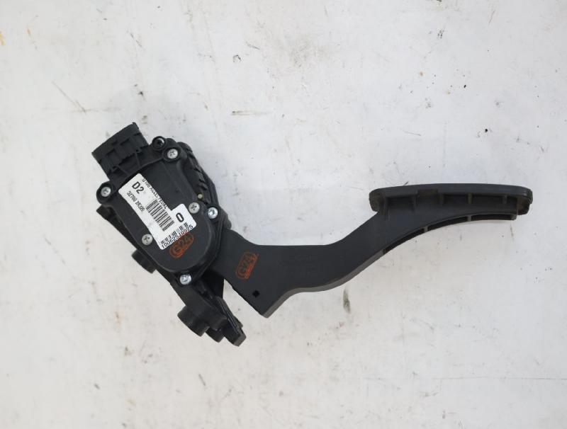 Preview: Gaspedal 327002R320 Hyundai i30 1 FD