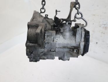 Getriebe 5 Gang 02J300047S VW BORA