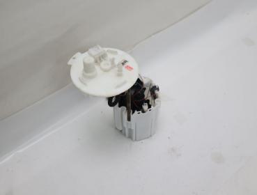 Benzinpumpe mit Geber 13586317 Opel ASTRA J