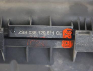 Preview: Luftfiltergehäuse 036129611CE Skoda ROOMSTER 5J
