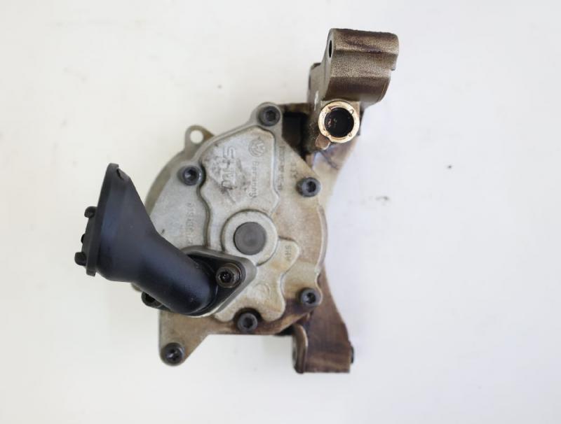 Oelpumpe 03C115105AG Seat ALTEA 5P1