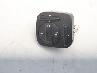 Schalter Sitz 2118000878 Mercedes CLS C219