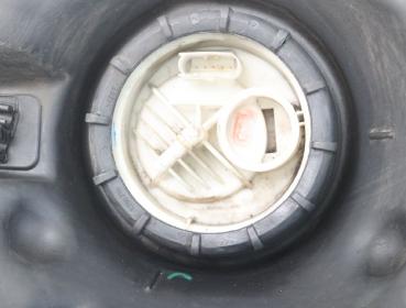 Preview: Kraftstofftank 2114706101 Mercedes CLS C219