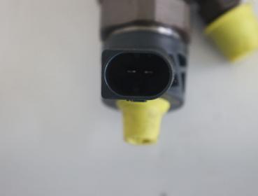 Preview: Einspritzduese (Diesel) Zylinder 2 0445110598 BMW 1er F21