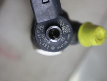 Einspritzduese (Diesel) Zylinder 3 0445110598 BMW 1er F21