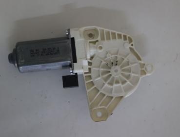 Preview: Fensterheber-Motor vorn links 5Q4959801B VW PASSAT Variant B8