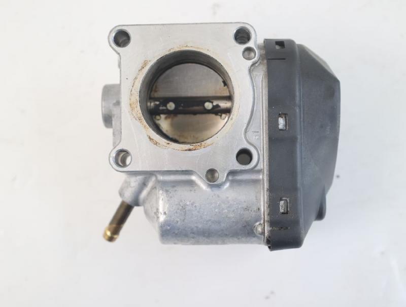 Drosselklappenstutzen 036133062 VW GOLF 4