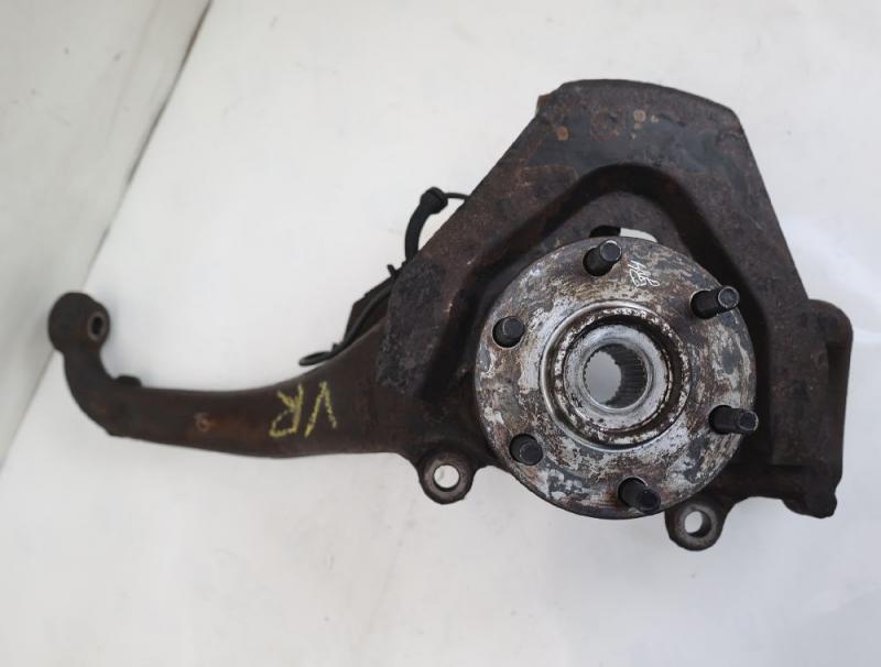 Achsschenkel vorn rechts 40014EB000 Nissan PATHFINDER R51