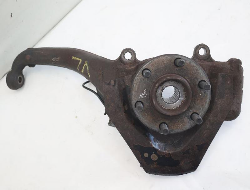Achsschenkel vorn links 40015EB000 Nissan PATHFINDER R51