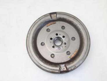 Preview: Schwungrad mit Zahnkranz 05E105266C VW T-ROC A11