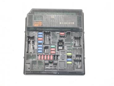 Sicherungskasten 284B74JW2B Nissan NAVARA D23