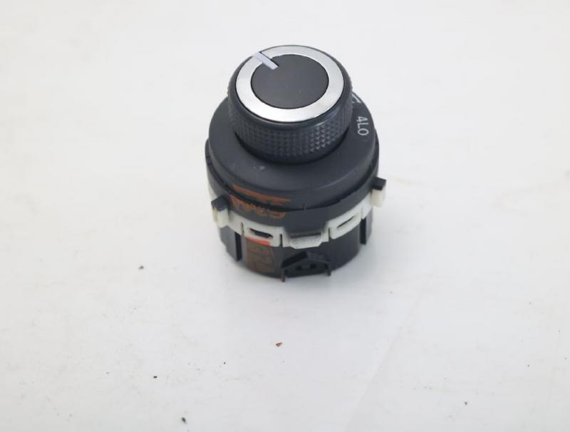 Schalter Allrad 255365X00B Nissan NAVARA D40