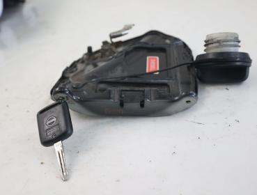 Tankklappe K38704X3MA Nissan NAVARA D40
