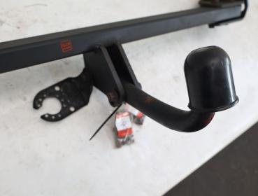 Preview: Anhängerkupplung fest Nissan NAVARA D40