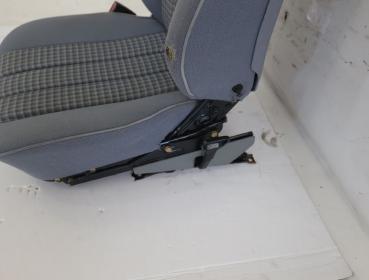 Preview: Sitz vorn links 2019101450 Mercedes 190 W201