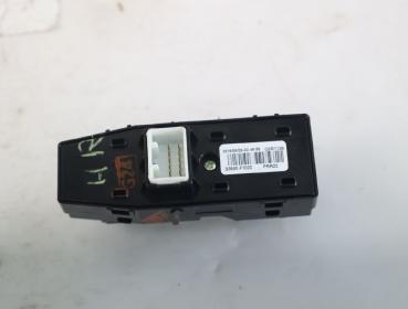 Preview: Schalter Sitzheizung 93590F1020 Kia SPORTAGE 4