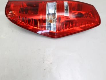 Preview: Rückleuchte rechts 924024H020 Hyundai H1 TRAVEL