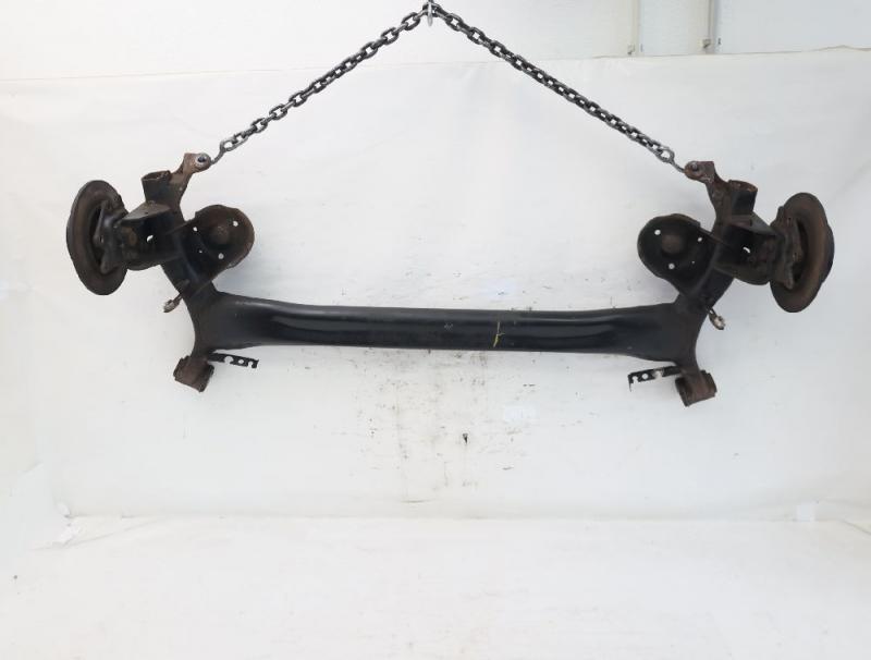 Achse hinten 555017050R Renault SCENIC 3 JZ