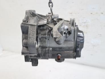 Getriebe 5 Gang 02T300049A Skoda ROOMSTER 5J