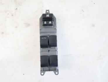 Schalter Fensterheber vorn links 8482052440 Toyota VERSO S P12