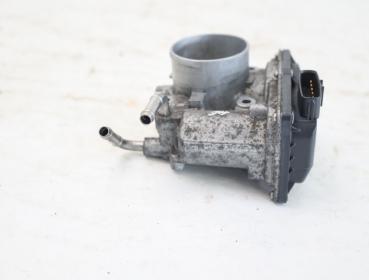 Preview: Drosselklappenstutzen 2203047010 Toyota VERSO S P12