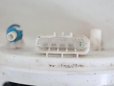 Preview: Benzinpumpe mit Geber 13196444 Opel MERIVA A