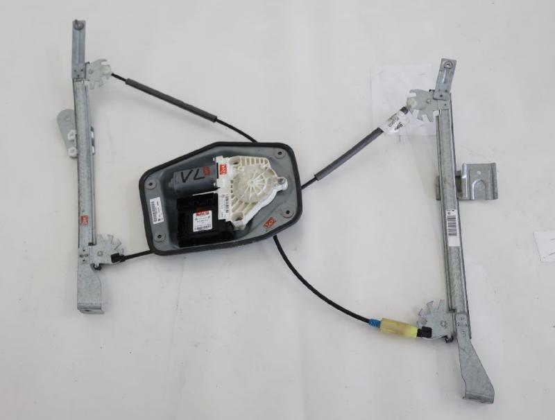 Fensterheber elektrisch 3trg. vorn links 1Q0959701H VW SCIROCCO 3