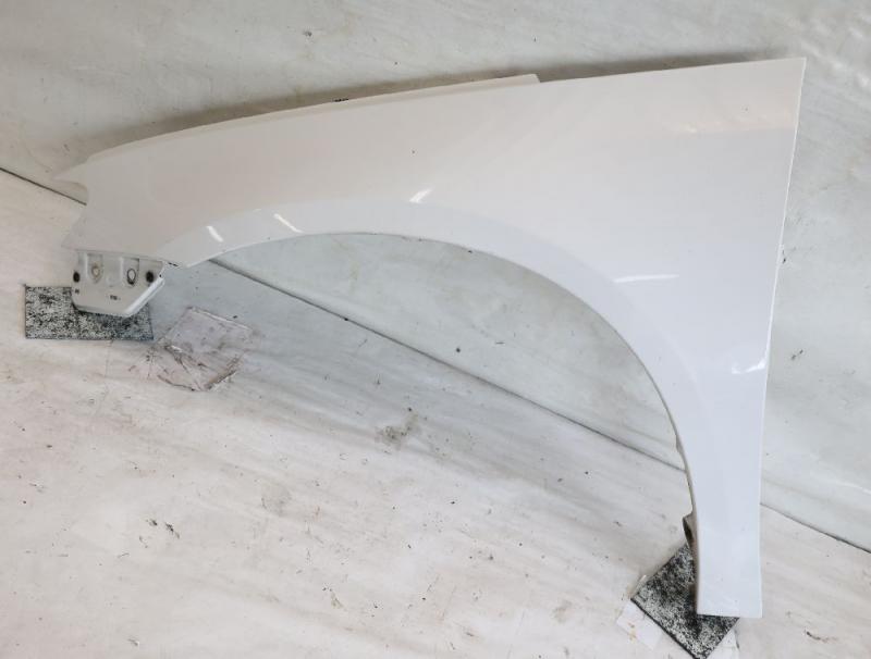 Kotflügel vorn links 1K8821105B VW SCIROCCO 3