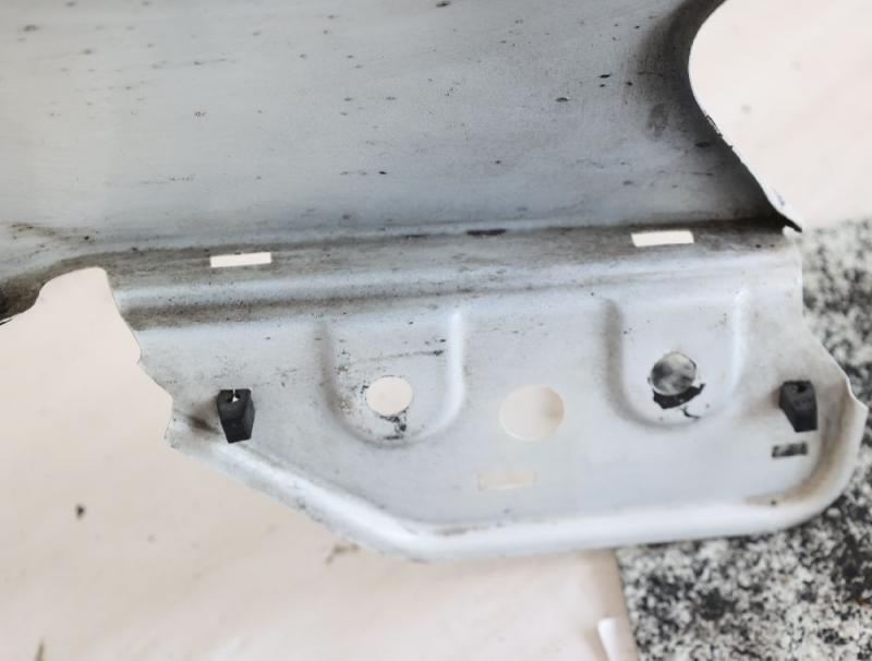 Kotflügel vorn links 1K8821105B VW SCIROCCO 3