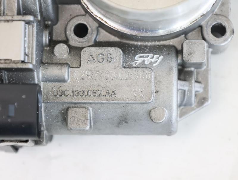 Preview: Drosselklappenstutzen 03C133062AA VW SCIROCCO 3
