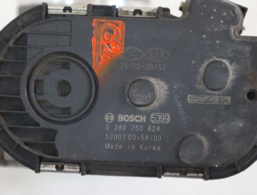 Preview: Drosselklappenstutzen 351002B152 Hyundai ix20 JC