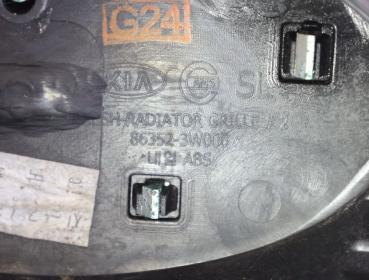 Preview: Frontgrill 863523W000 Kia SPORTAGE 3