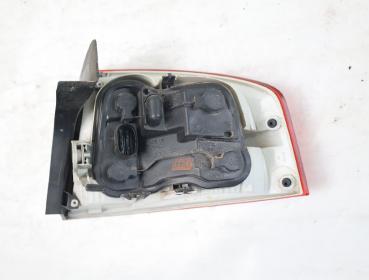 Preview: Rückleuchte links 8E5945095 Audi A4 B7 EC