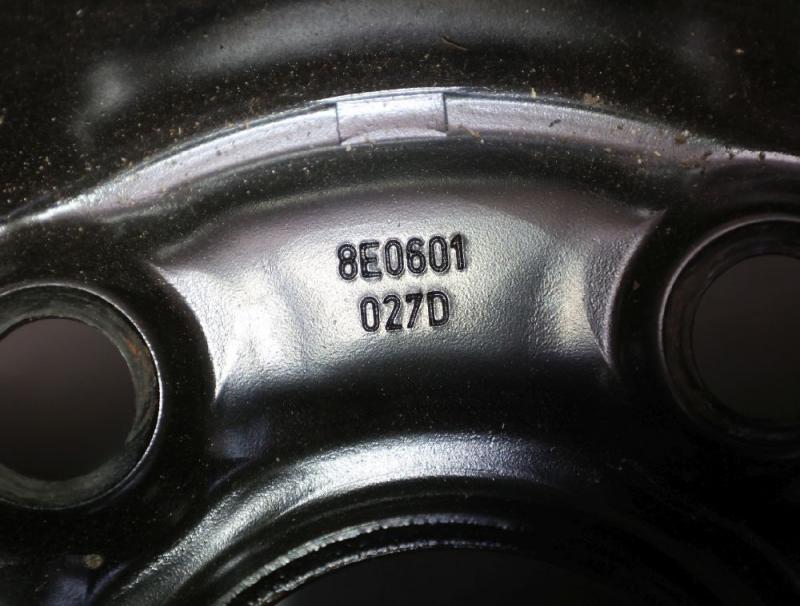 Felge Stahl 8E0601027D Audi A4 B7 EC