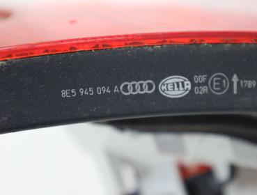 Preview: Rückleuchte rechts innen 8E5945094A Audi A4 B7 EC