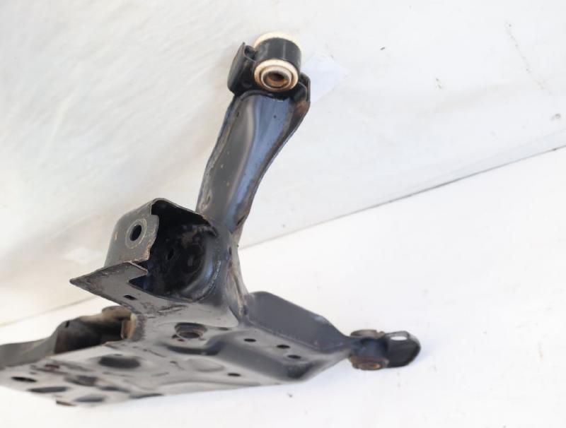 Achsträger vorn 2207173 Ford FOCUS 3 Turnier
