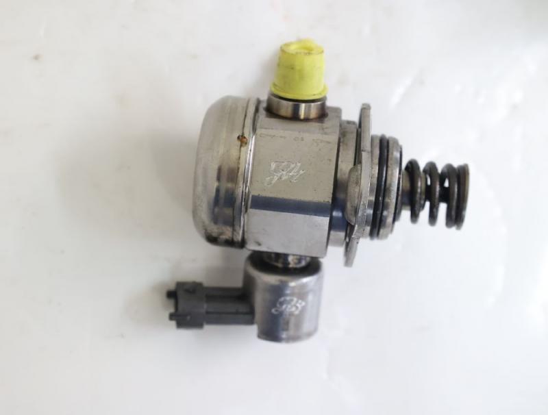 Hochdruckpumpe CM5G9D376GA Ford FOCUS 3 Turnier