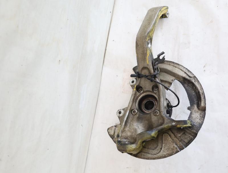 Achsschenkel vorn links 6869869 BMW X6 E71