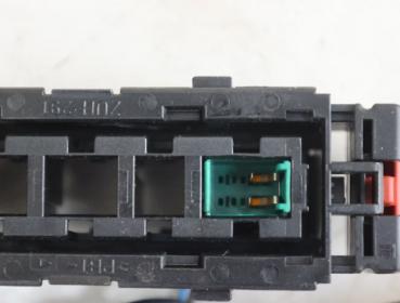 Gurtstraffer vorn links 13130377 Opel MERIVA A