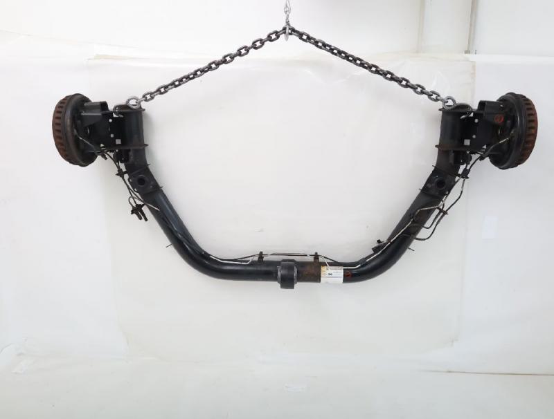 Achse hinten 555012220R Renault TWINGO 3